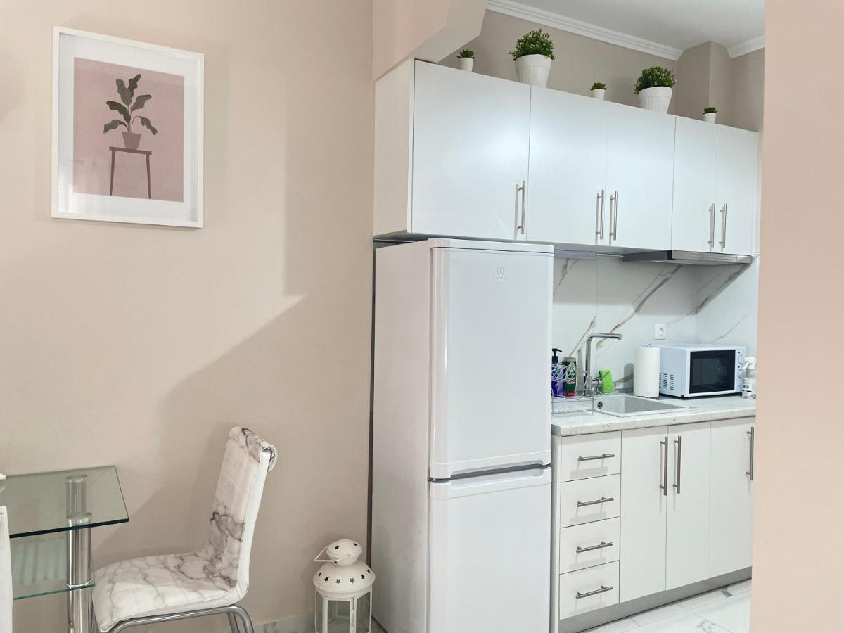 Aiginetan Apartments Aegina Екстериор снимка