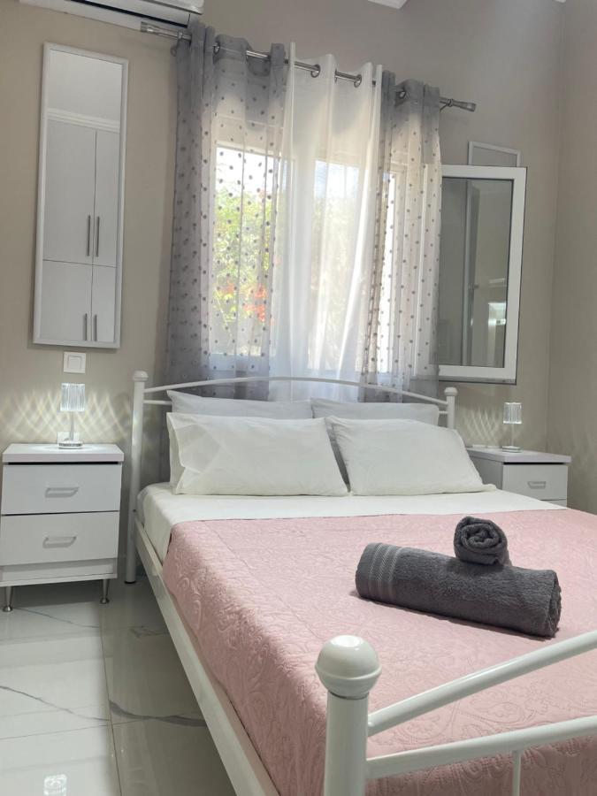 Aiginetan Apartments Aegina Екстериор снимка