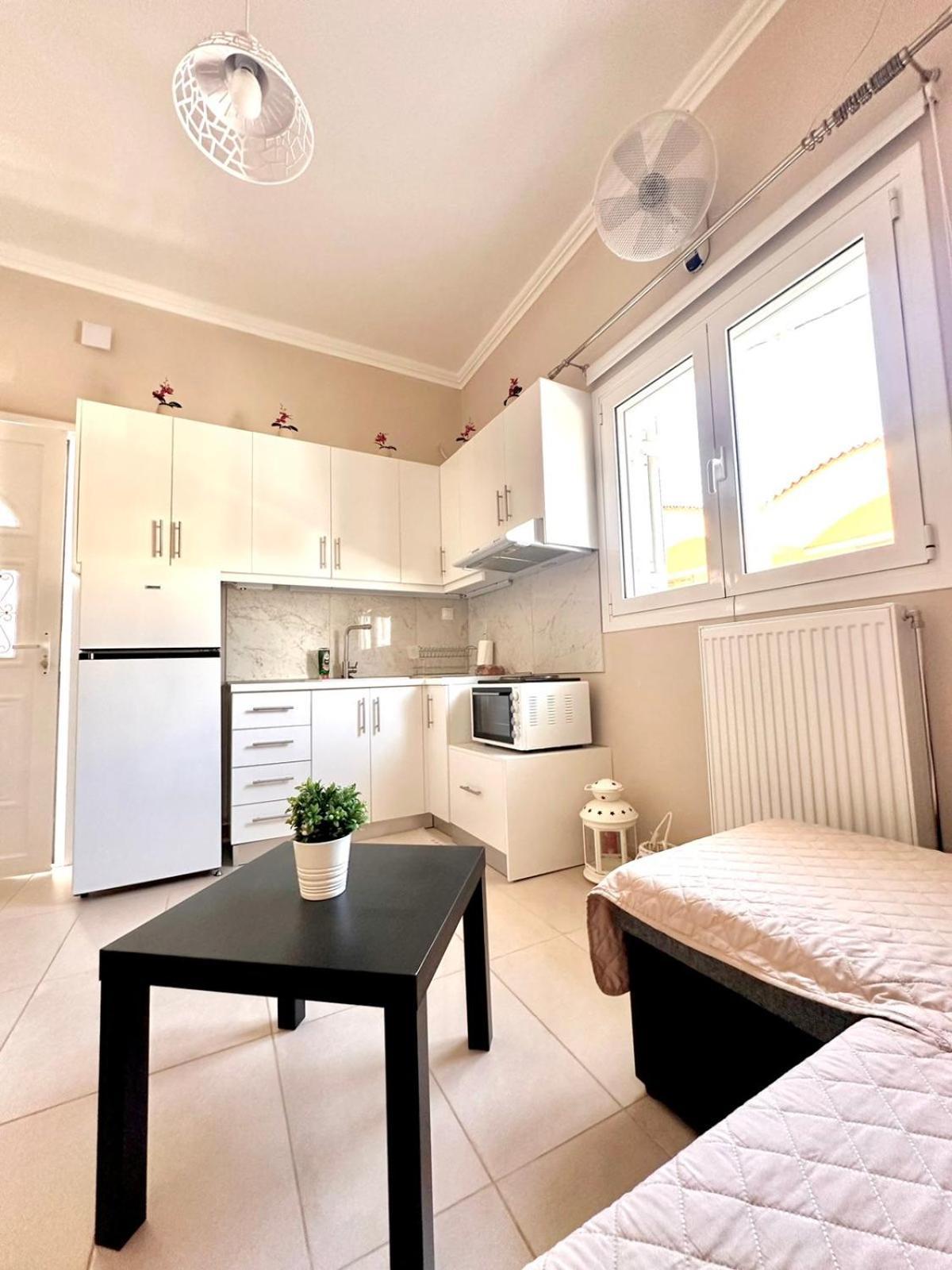 Aiginetan Apartments Aegina Екстериор снимка